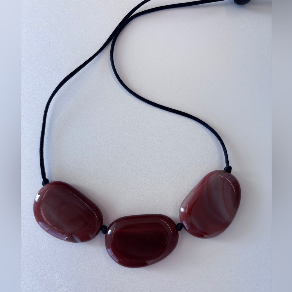 Statement Bean Design Agate Necklace - image 3